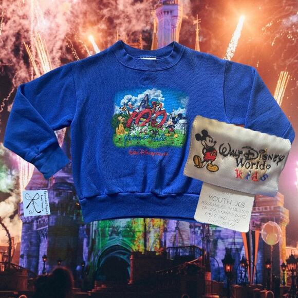 Walt Disney World Kids 100 Years of Magic Crewneck Sweatshirt Kids Sz XS - Picture 1 of 7